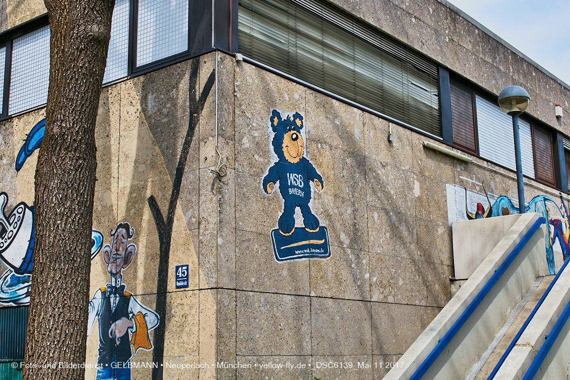 21.03.2017 - Abrissbaustelle Quiddezentrum in Neuperlach